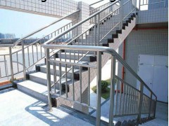正启不锈钢楼梯扶手工程承包 东莞厂家生产批发